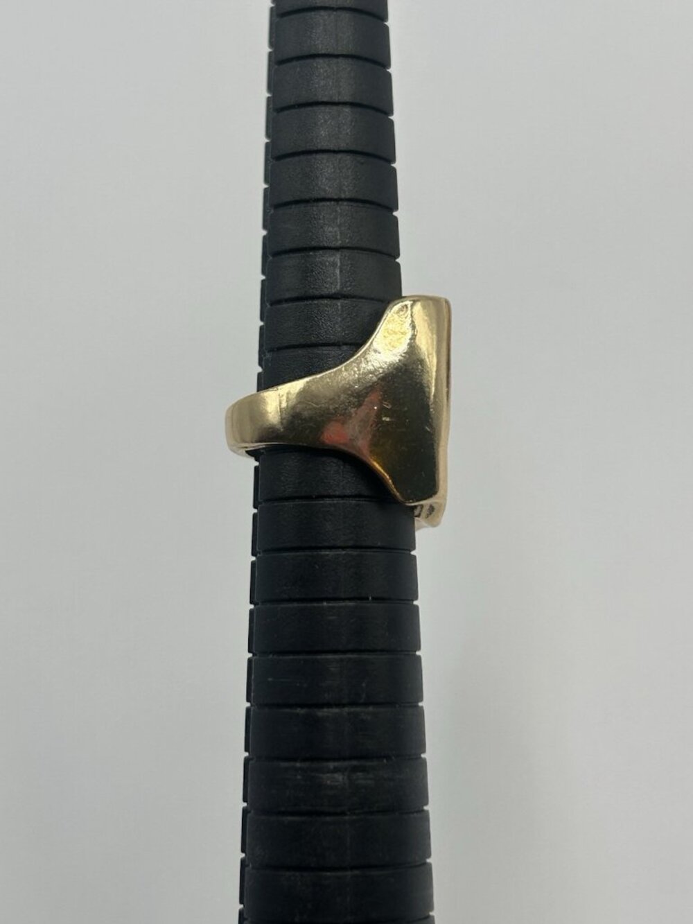 Gold Tone Organic Melted Metal Statement Ring Size 5.5 Sculptural Hammered Look - Picture 10 of 12